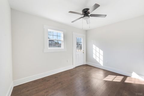 Tiny photo for 2927 Langhorne Road, Lynchburg, VA 24501 (MLS # 363451)