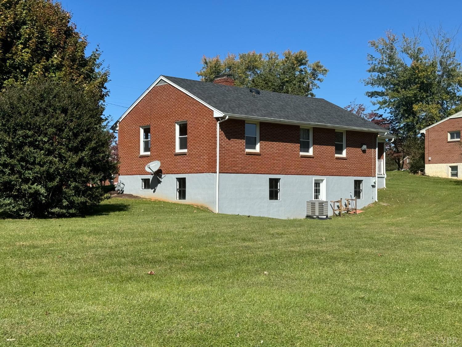 1128 Glenfield Drive, Lynchburg, Virginia image 45