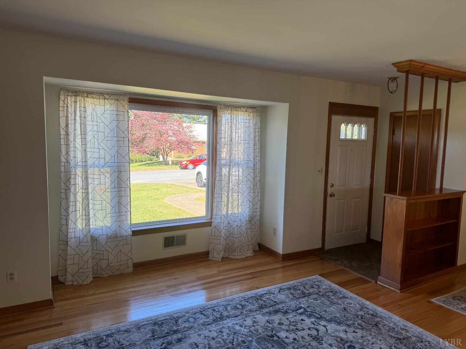 1128 Glenfield Drive, Lynchburg, Virginia image 3