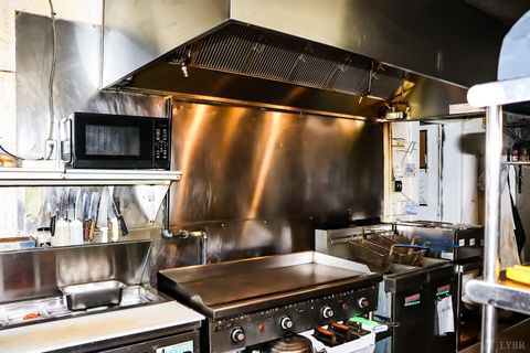 Tiny photo for 3007 Fort Avenue, Lynchburg, VA 24501 (MLS # 362876)