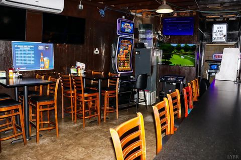 Tiny photo for 3007 Fort Avenue, Lynchburg, VA 24501 (MLS # 362876)