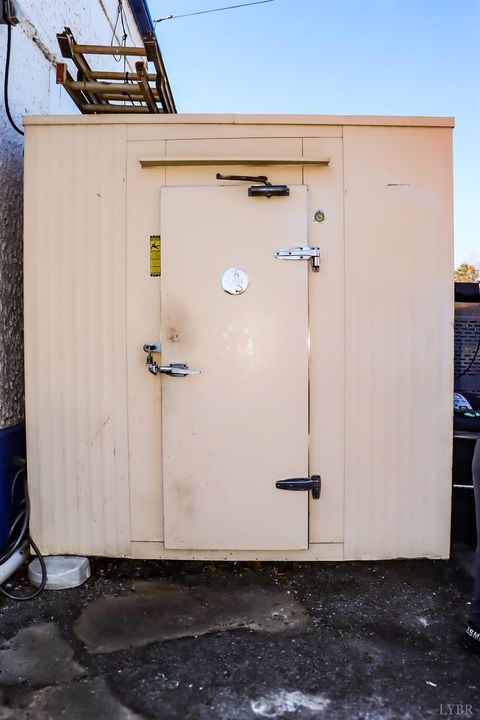 Tiny photo for 3007 Fort Avenue, Lynchburg, VA 24501 (MLS # 362876)