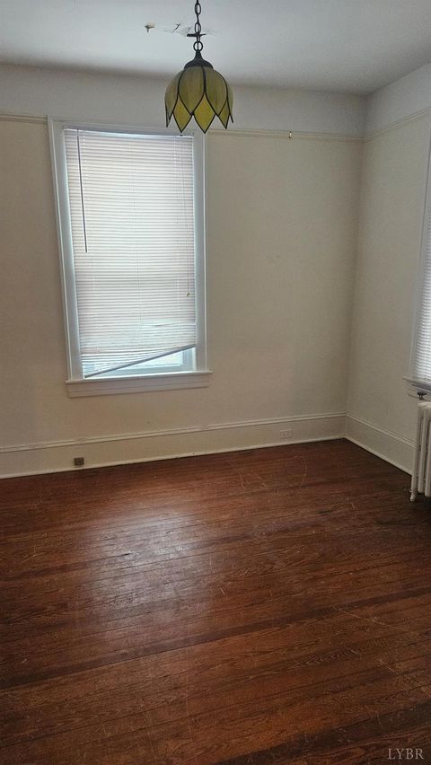 Tiny photo for 746 Peaks Street, Bedford, VA 24523 (MLS # 364406)