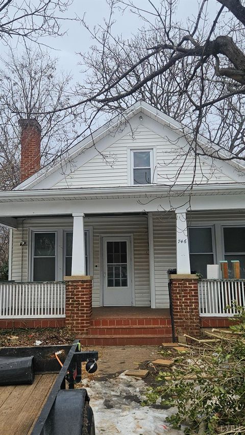 Photo of 746 Peaks Street, Bedford, VA 24523 (MLS # 364406)