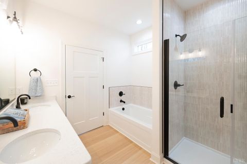 Tiny photo for 1127 Live Oak Court, Forest, VA 24551 (MLS # 363226)