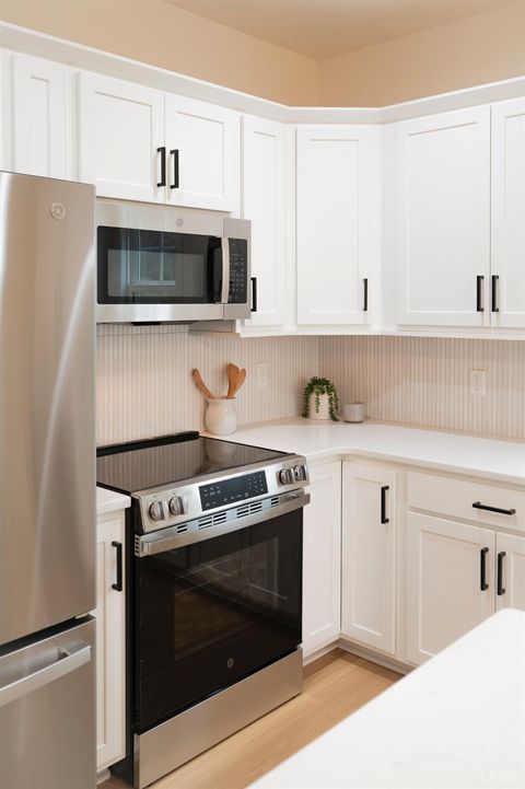 Tiny photo for 1127 Live Oak Court, Forest, VA 24551 (MLS # 363226)