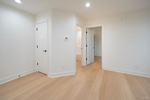 Tiny photo for 1127 Live Oak Court, Forest, VA 24551 (MLS # 363226)