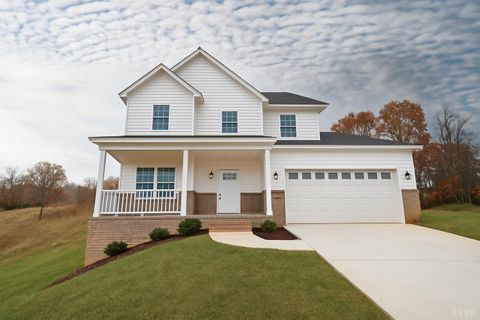 Photo of 1127 Live Oak Court, Forest, VA 24551 (MLS # 363226)