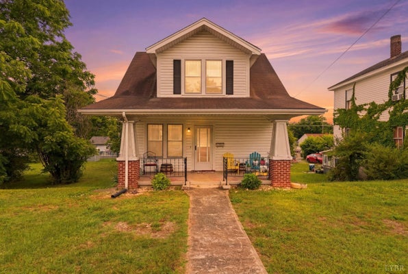 1213 MAIN ST, ALTAVISTA, VA 24517 - Image f985e2838fbfe93b0a7c187d3e5c4cd5/573976435