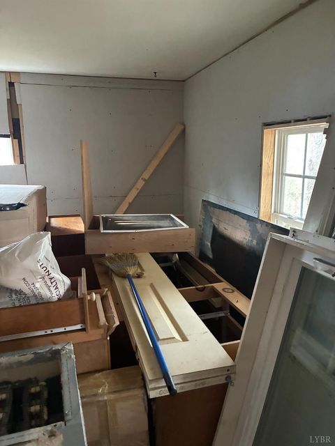 Tiny photo for 116 Sycamore Street, Brookneal, VA 24528 (MLS # 365126)