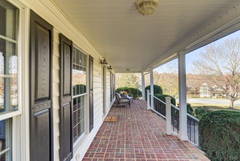 Tiny photo for 193 Fernridge Court, Madison Heights, VA 24572 (MLS # 362854)