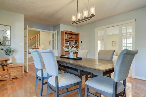 Tiny photo for 193 Fernridge Court, Madison Heights, VA 24572 (MLS # 362854)