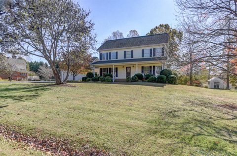 Tiny photo for 193 Fernridge Court, Madison Heights, VA 24572 (MLS # 362854)