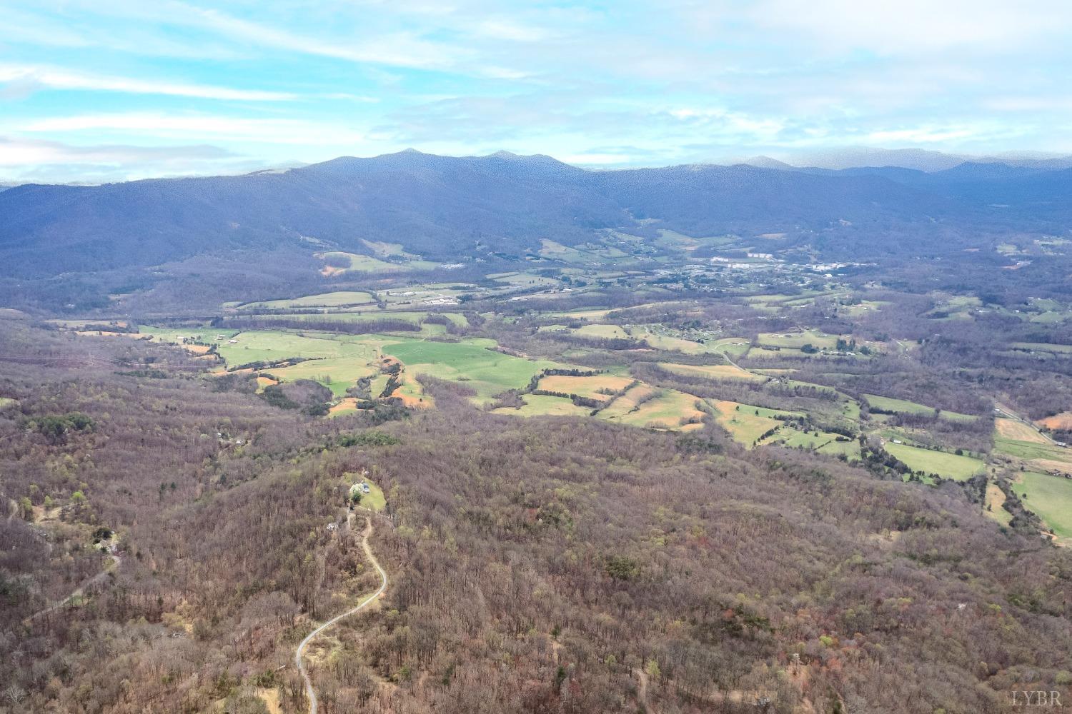 Murray Hollow Road, Thaxton, Virginia image 15