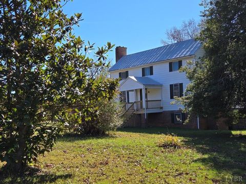 Tiny photo for 9524 Darlington Heights Road, Farmville, VA 23901 (MLS # 363152)