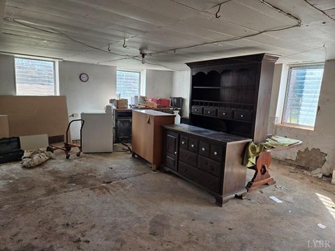 Tiny photo for 9524 Darlington Heights Road, Farmville, VA 23901 (MLS # 363152)