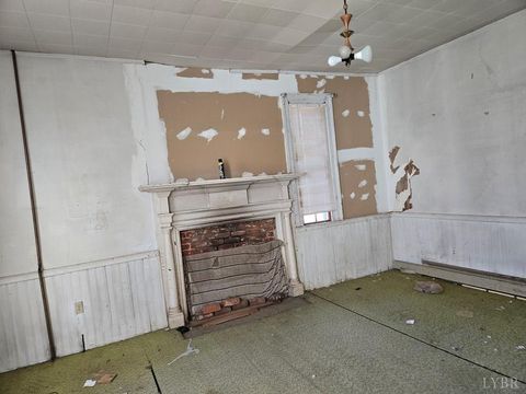 Tiny photo for 9524 Darlington Heights Road, Farmville, VA 23901 (MLS # 363152)