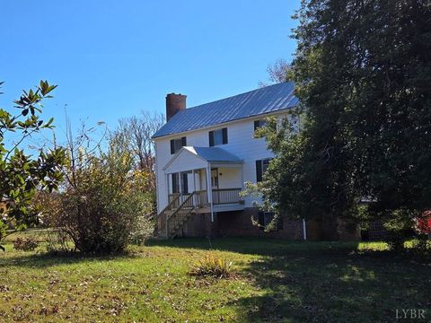 Tiny photo for 9524 Darlington Heights Road, Farmville, VA 23901 (MLS # 363152)