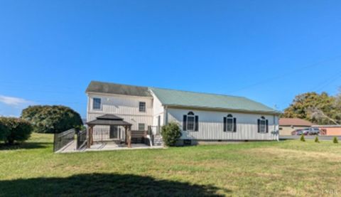 Tiny photo for 168 Faulconerville Drive, Amherst, VA 24521 (MLS # 362404)