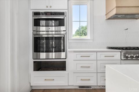 Tiny photo for 109 Two Creek Drive, Lynchburg, VA 24502 (MLS # 363181)