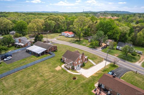 Tiny photo for 275 Seminole Drive, Madison Heights, VA 24572 (MLS # 365885)