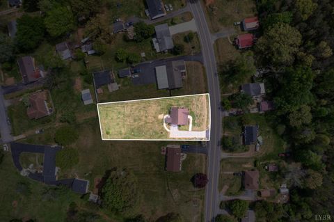 Tiny photo for 275 Seminole Drive, Madison Heights, VA 24572 (MLS # 365885)