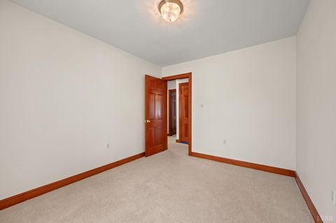 Tiny photo for 275 Seminole Drive, Madison Heights, VA 24572 (MLS # 365885)
