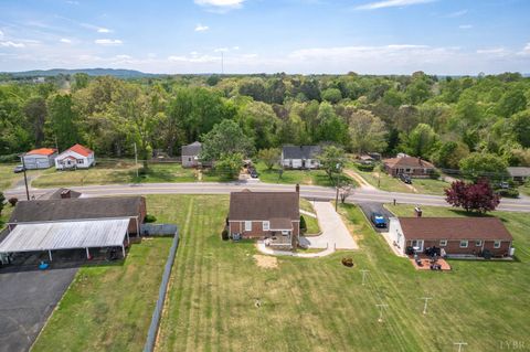 Tiny photo for 275 Seminole Drive, Madison Heights, VA 24572 (MLS # 365885)