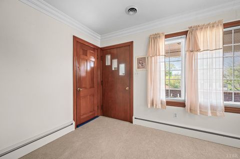 Tiny photo for 275 Seminole Drive, Madison Heights, VA 24572 (MLS # 365885)