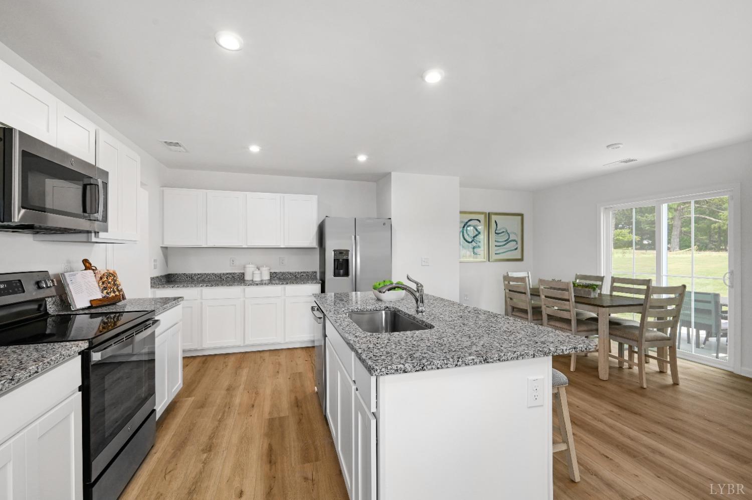 129 Grove Hill Terrace Ter, Lynchburg, Virginia image 3