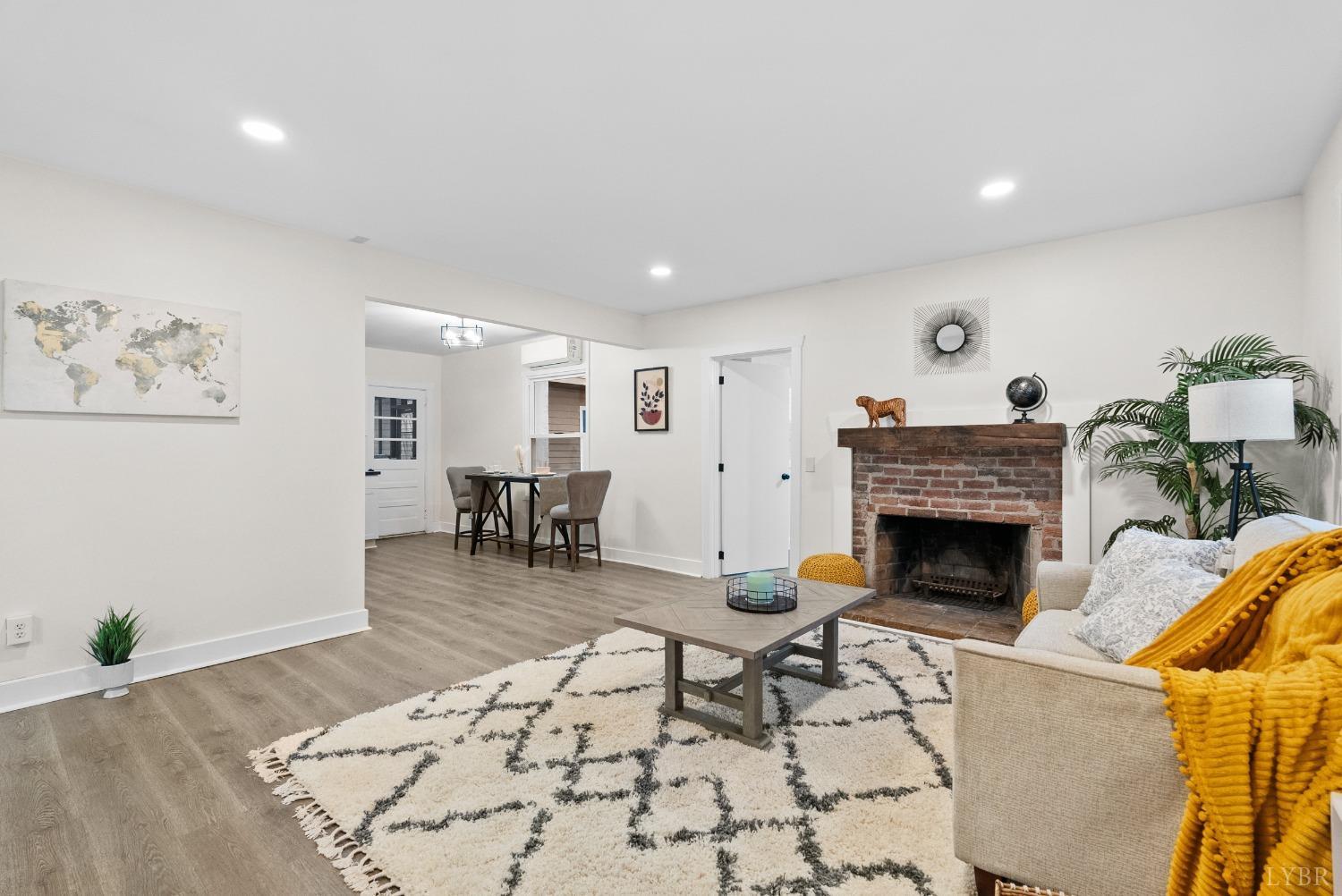 124 Homewood Drive, Lynchburg, Virginia image 2