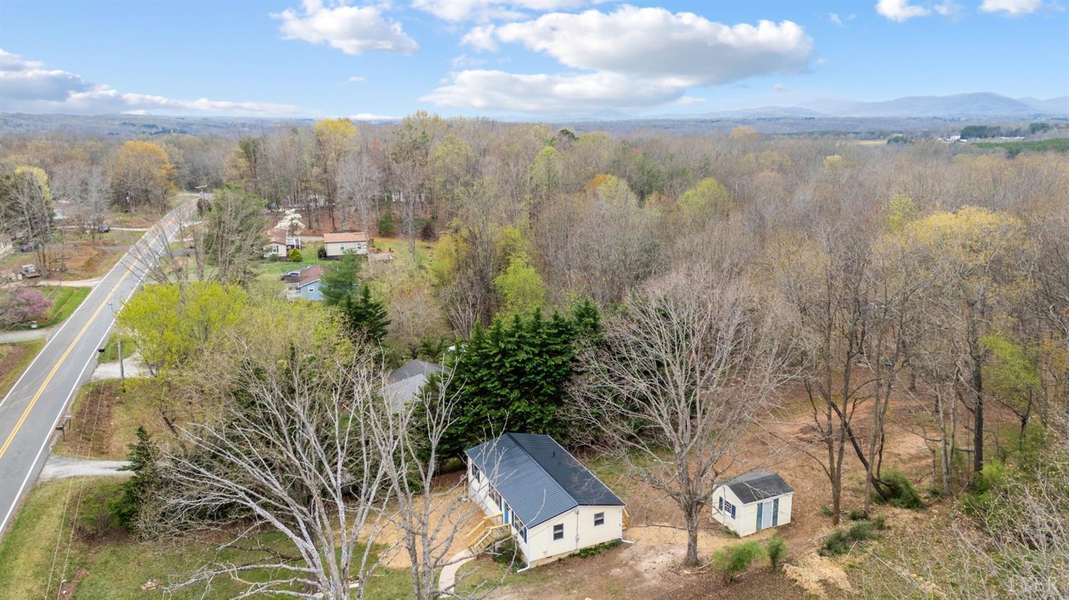 1367 Boxwood Farm Road, Amherst, Virginia image 4