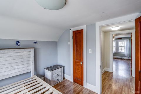 Tiny photo for 1901 Bedford Avenue, Altavista, VA 24517 (MLS # 364664)