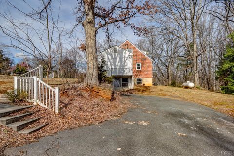 Tiny photo for 1901 Bedford Avenue, Altavista, VA 24517 (MLS # 364664)