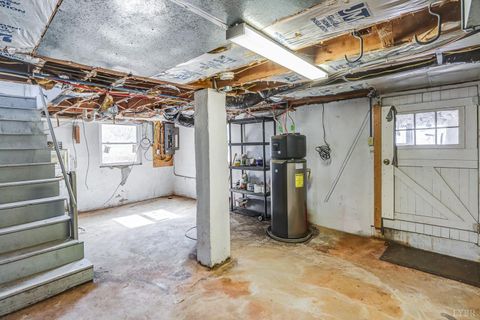 Tiny photo for 1901 Bedford Avenue, Altavista, VA 24517 (MLS # 364664)