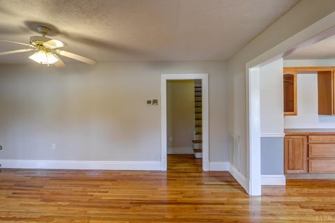 Tiny photo for 1901 Bedford Avenue, Altavista, VA 24517 (MLS # 364664)