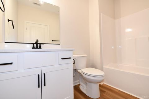Tiny photo for 128 BRENLEIGH CT Ct #306, Lynchburg, VA 24501 (MLS # 362338)