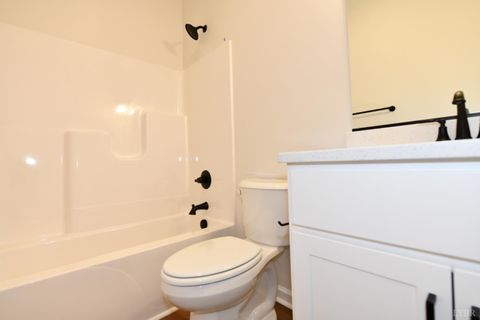 Tiny photo for 128 BRENLEIGH CT Ct #306, Lynchburg, VA 24501 (MLS # 362338)
