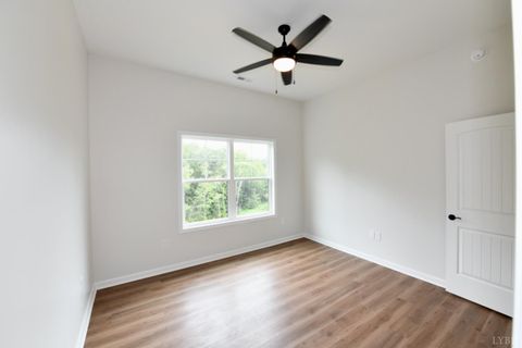 Tiny photo for 128 BRENLEIGH CT Ct #306, Lynchburg, VA 24501 (MLS # 362338)