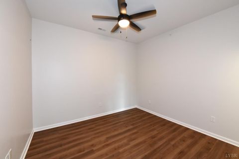 Tiny photo for 128 BRENLEIGH CT Ct #306, Lynchburg, VA 24501 (MLS # 362338)