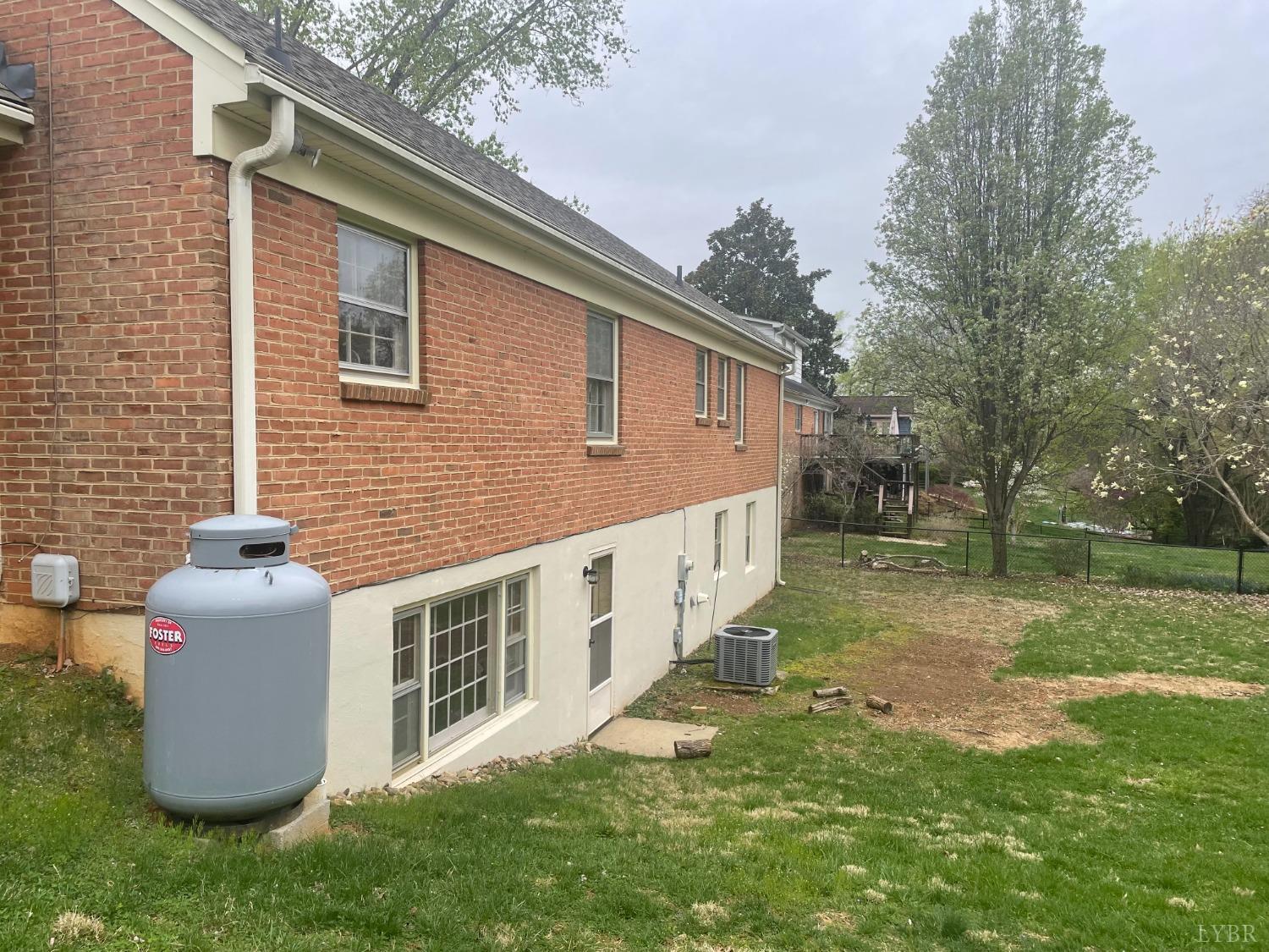 2701 Farmington Place, Lynchburg, Virginia image 30