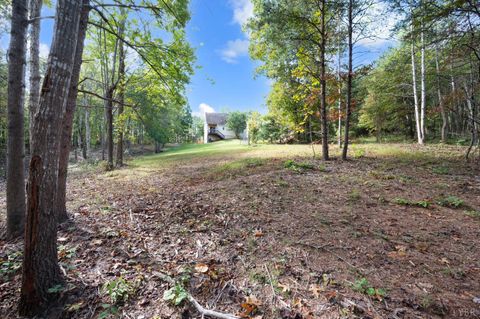 Tiny photo for 5211 Covered Bridge Road, Gladys, VA 24554 (MLS # 362429)