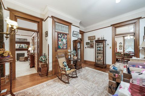 Tiny photo for 400 Madison Street, Lynchburg, VA 24504 (MLS # 362168)