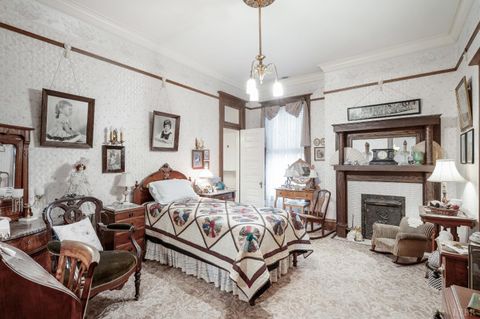 Tiny photo for 400 Madison Street, Lynchburg, VA 24504 (MLS # 362168)