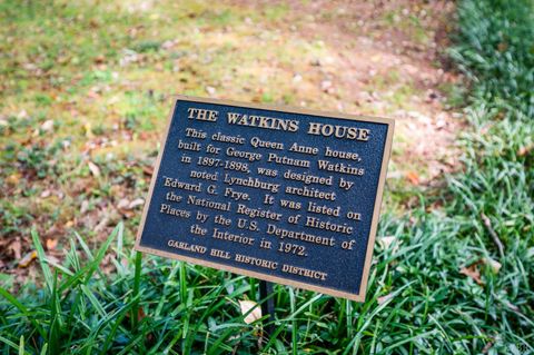 Tiny photo for 400 Madison Street, Lynchburg, VA 24504 (MLS # 362168)