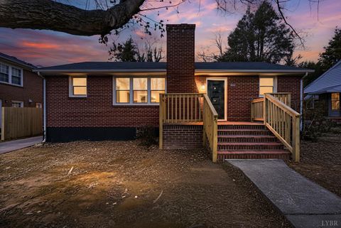 Photo of 5031 Oxford Street, Lynchburg, VA 24502 (MLS # 363904)