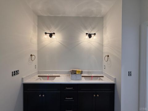 Tiny photo for 9041 Stonewall Road, Appomattox, VA 24522 (MLS # 363155)