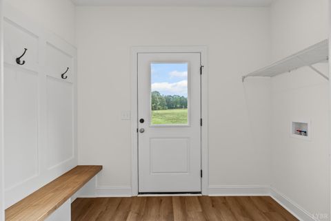 Tiny photo for 9041 Stonewall Road, Appomattox, VA 24522 (MLS # 363155)