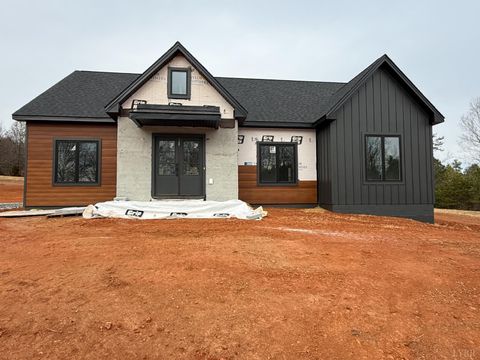 Photo of 9041 Stonewall Road, Appomattox, VA 24522 (MLS # 363155)