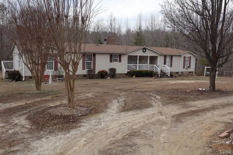 Tiny photo for 195 Casey Circle Cir, Keeling, VA 24566 (MLS # 364779)